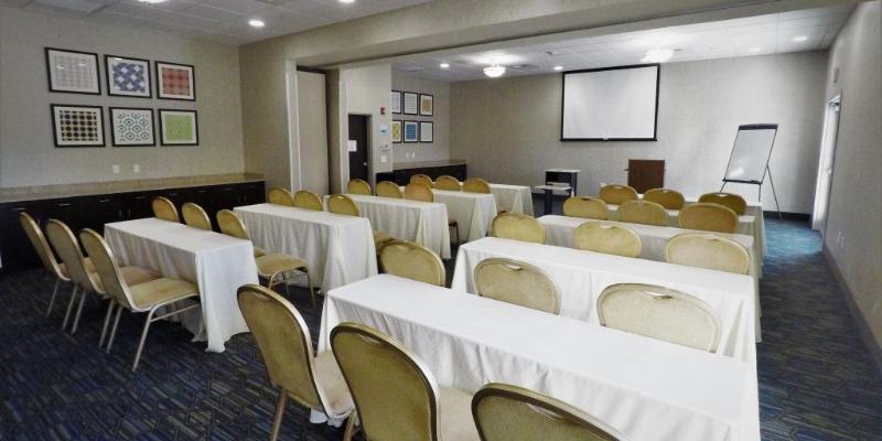 Holiday Inn Express Hotel & Suites Napa Valley-American Canyon By Ihg Экстерьер фото