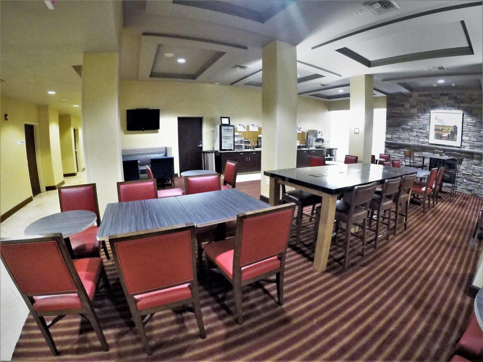 Holiday Inn Express Hotel & Suites Napa Valley-American Canyon By Ihg Экстерьер фото